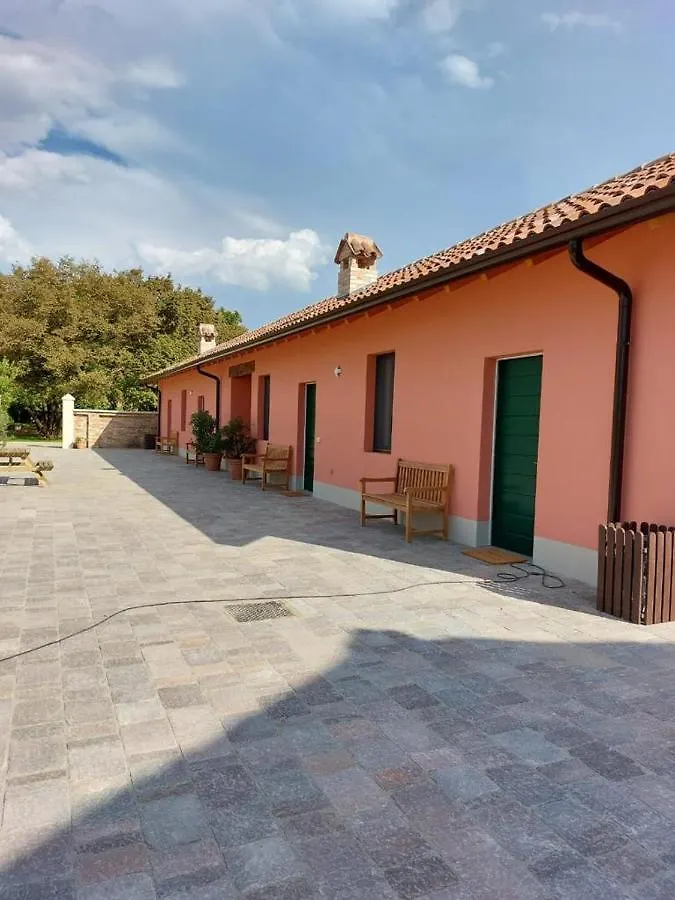 Agriturismo Pizzavacca Villanova sull'Arda 0*,  إيطاليا