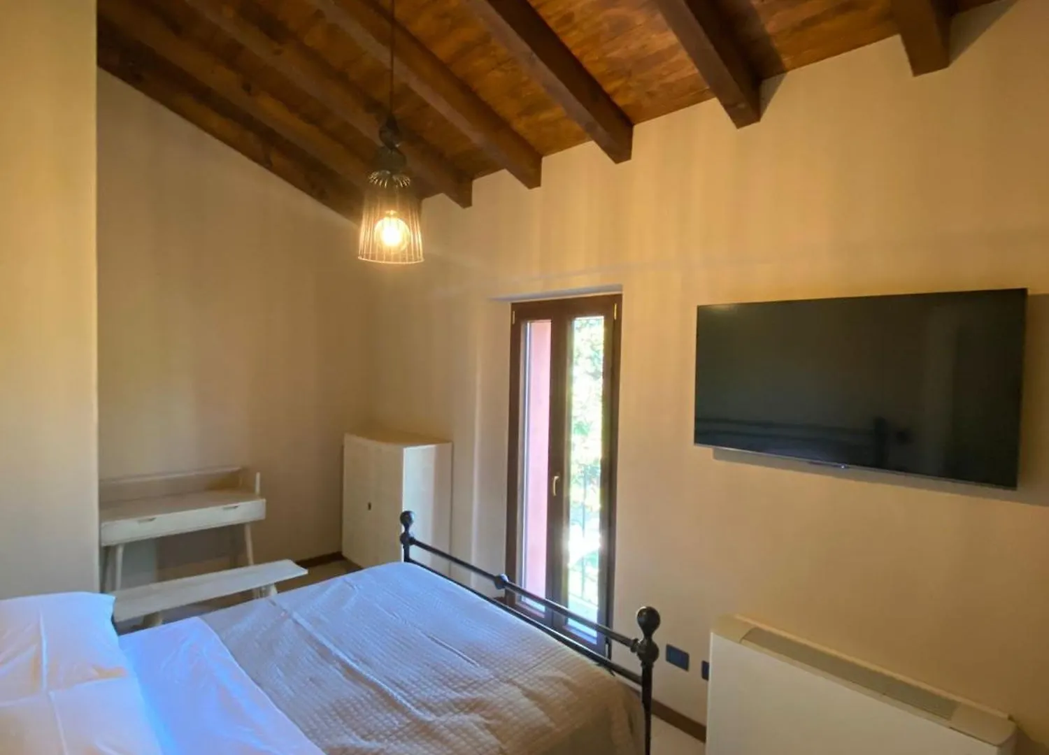 مزرعة للإقامة Agriturismo Pizzavacca Villanova sull'Arda إيطاليا