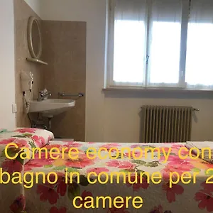 Hotell La Voglia, Villanova sull'Arda